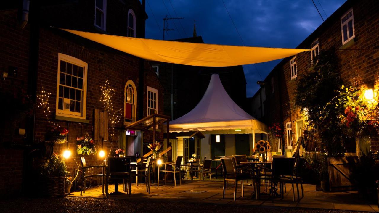 The Mansion House Hotel Holbeach Exterior photo